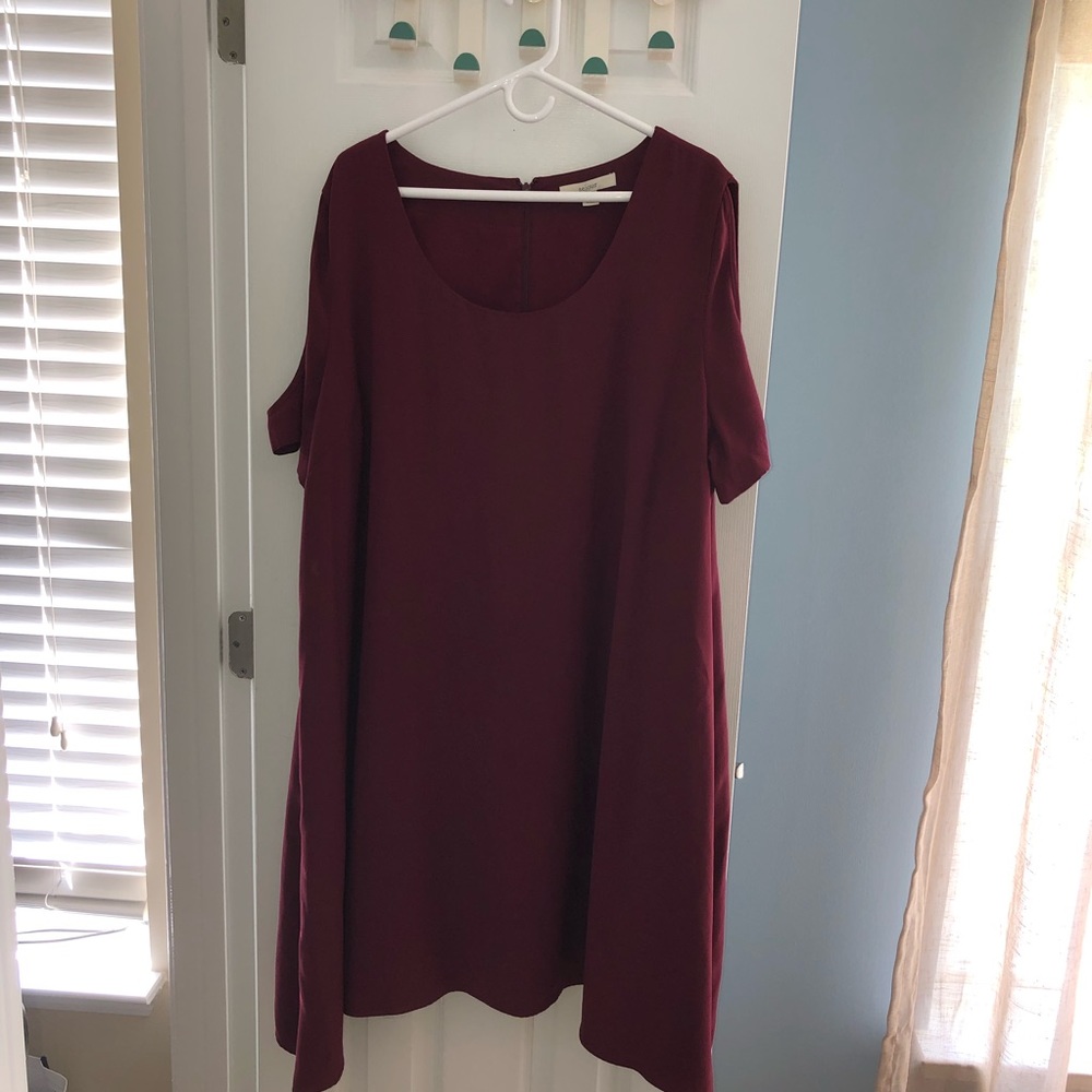 Sejour 20W Maroon Dress